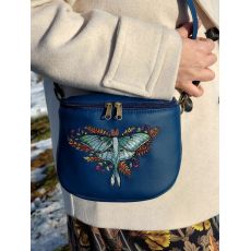 Ledvinka tmavě modrá s můrou